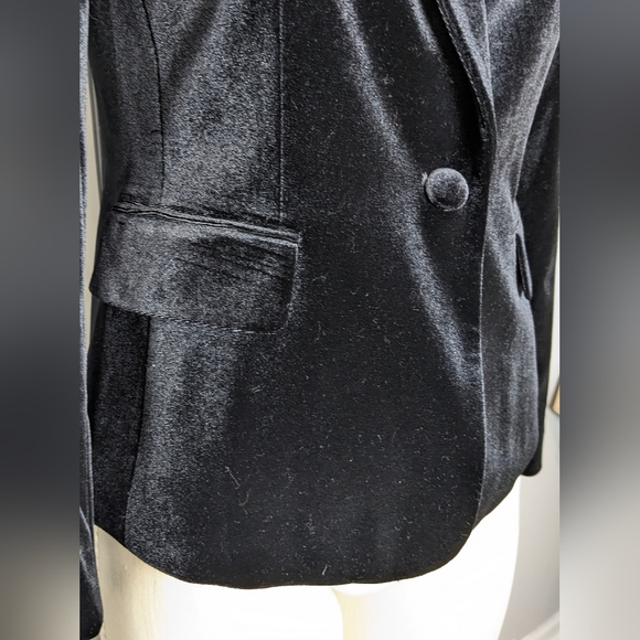 TAHARI, Black Velvet Blazer, single button, Size 8 - Picture 2 of 10